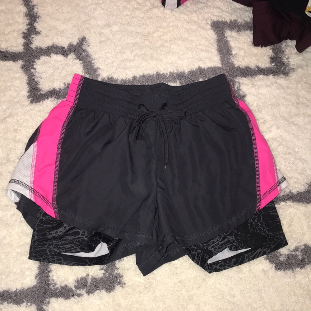 Beautiful and comfortable running shorts!